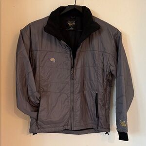 Gray Insulated Jacket with Black CollarMountain Hardware